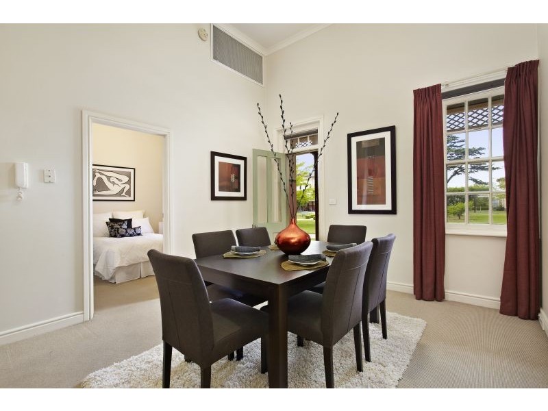 36 Wiltshire Drive, Kew VIC 3101