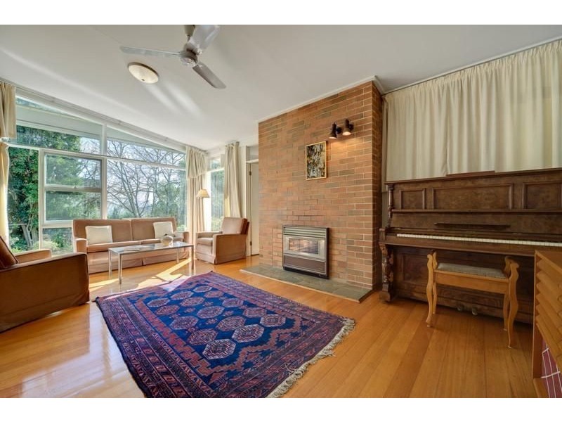 16 Viewhill Road, Balwyn North VIC 3104