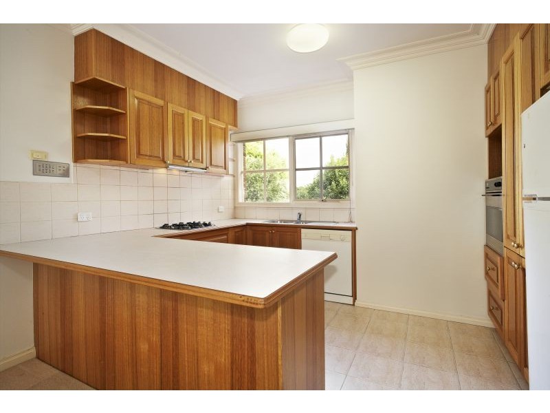 2/13 Relowe Crescent, Balwyn VIC 3103
