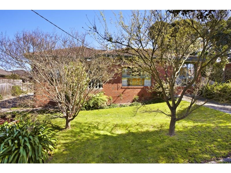 1/8 Florence Road, Surrey Hills VIC 3127