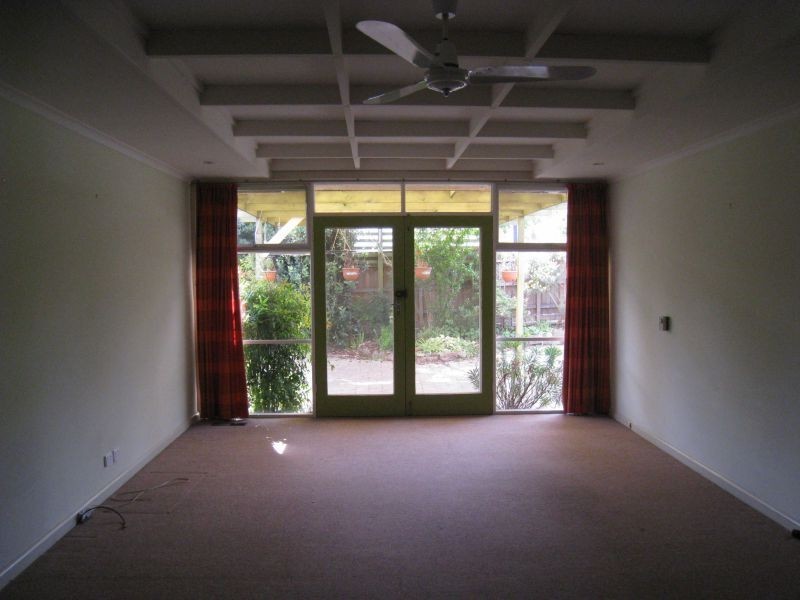 2 Orchard Crescent, Mont Albert North VIC 3129