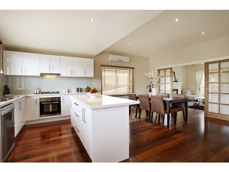 1/16 Box Hill Crescent, Mont Albert North VIC 3129