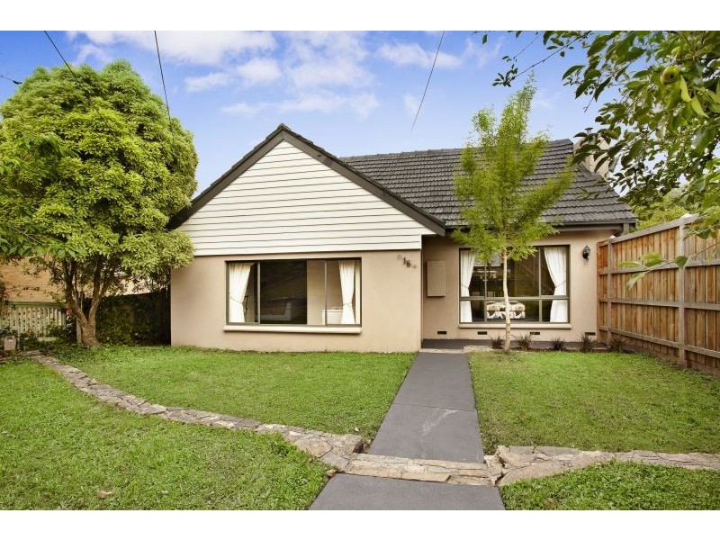 1/16 Box Hill Crescent, Mont Albert North VIC 3129