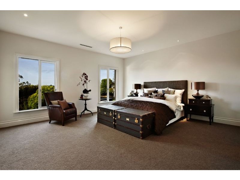 23 Winmalee Road, Balwyn VIC 3103