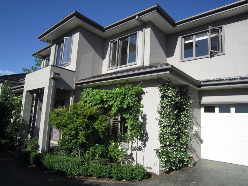 2/322 Cotham Road, Kew VIC 3101
