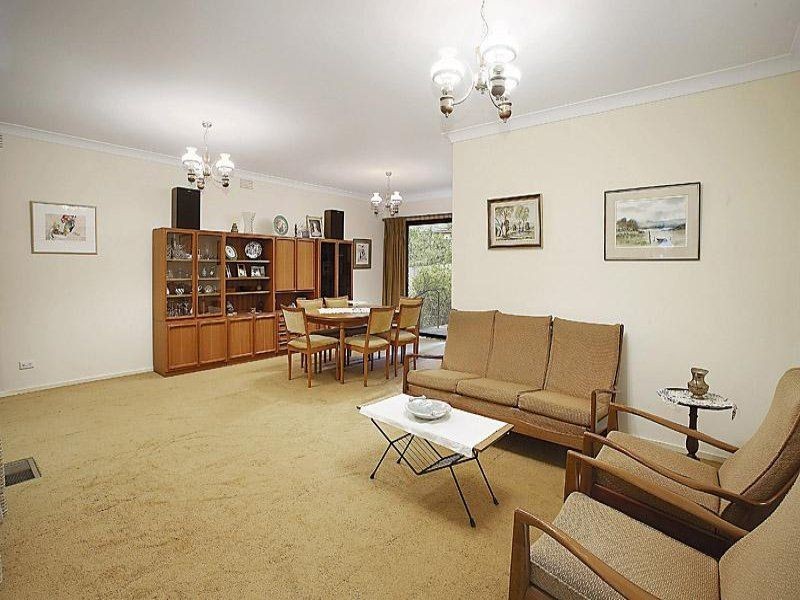 14 Buckingham Crescent, Doncaster VIC 3108
