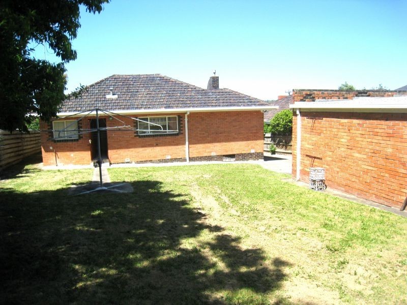23 Carawatha Road, Doncaster VIC 3108