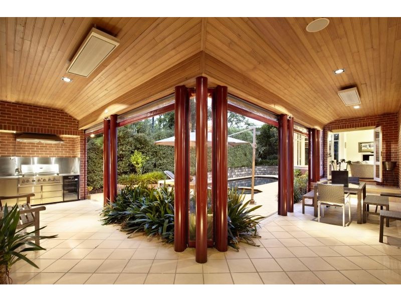 15 Boston Road, Balwyn VIC 3103