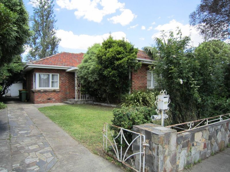 13 Bird Avenue, Northcote VIC 3070
