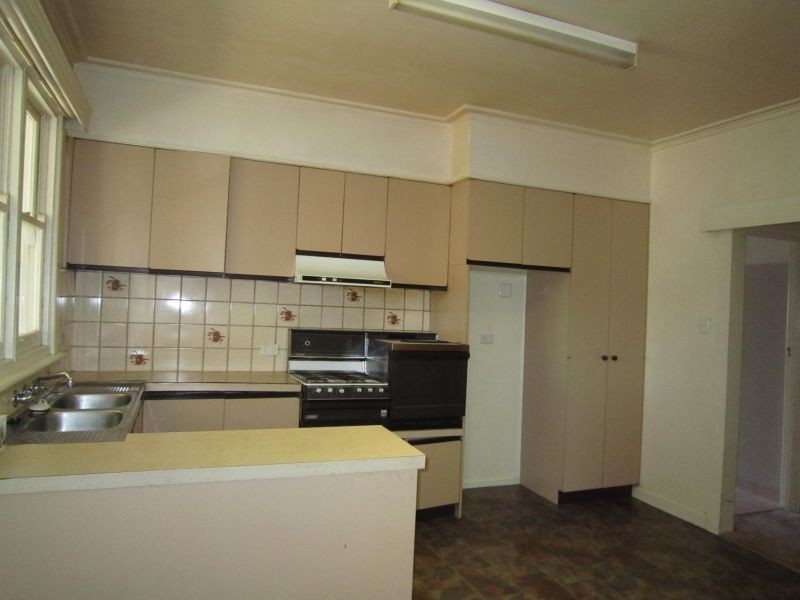 13 Bird Avenue, Northcote VIC 3070