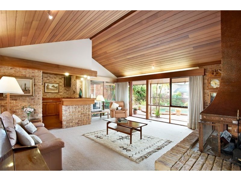 11 Milne Road, Mont Albert North VIC 3129
