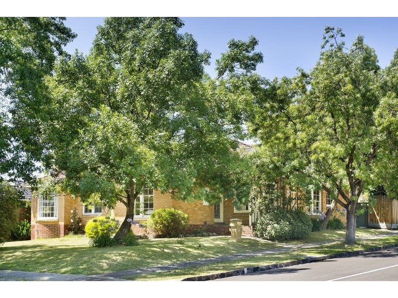 14 & 14a Maylands Avenue, Balwyn North VIC 3104