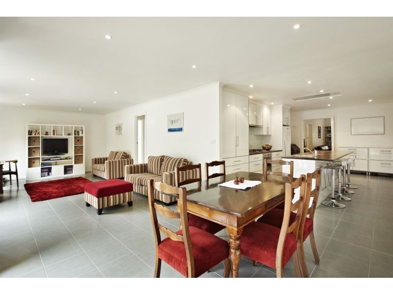 21 Drewett Street, Surrey Hills VIC 3127
