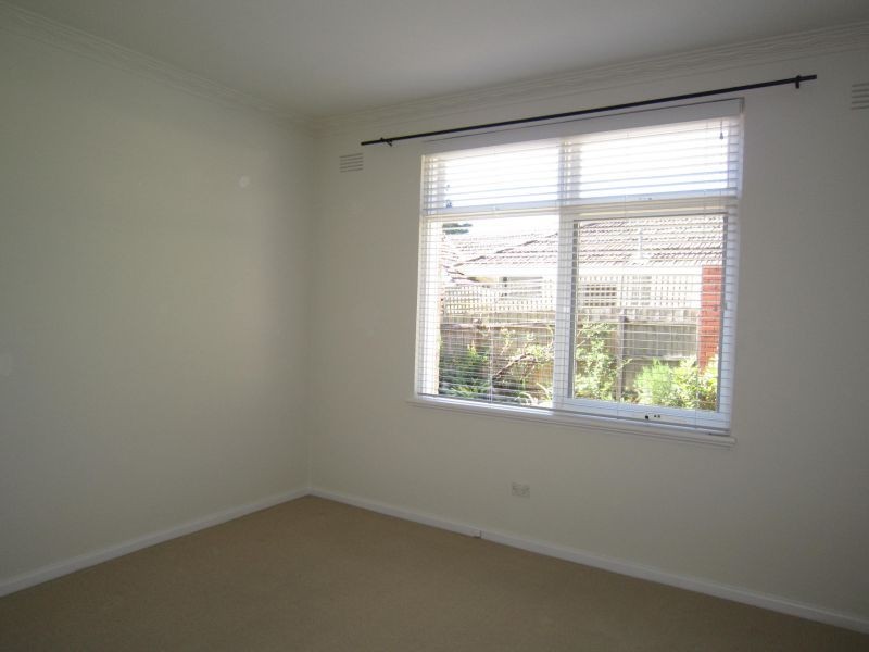 1/5 Willow Grove, Canterbury VIC 3126