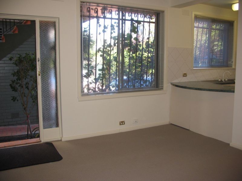 8/201 Gold Street, Clifton Hill VIC 3068