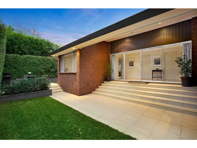 15 Briggs Street, Mont Albert North VIC 3129
