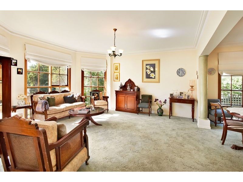 16 Salisbury Avenue, Blackburn VIC 3130