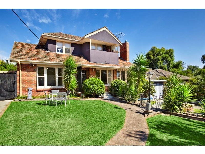 11 Moselle Street, Mont Albert North VIC 3129