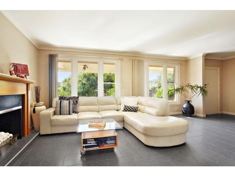 11 Moselle Street, Mont Albert North VIC 3129