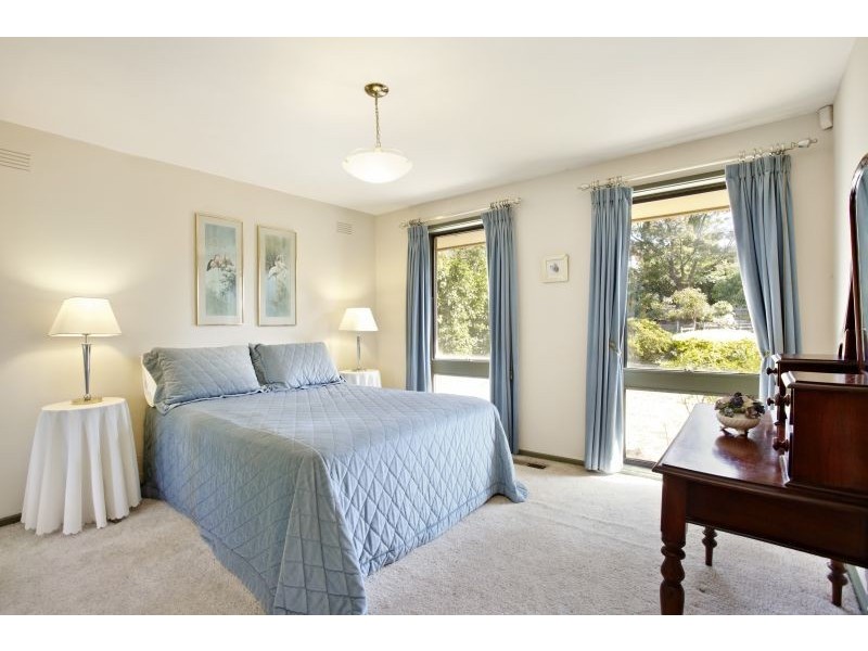 26 Buller Drive, Glen Waverley VIC 3150
