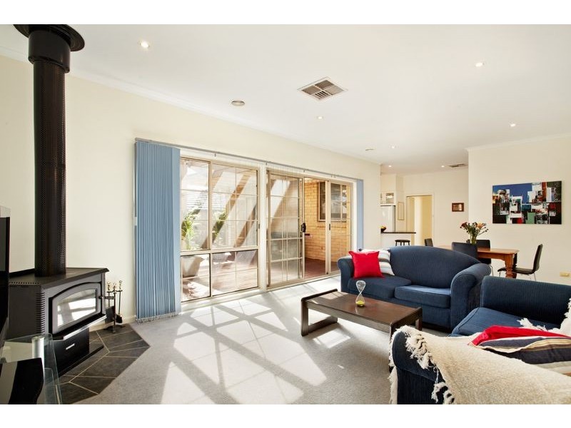 62 Valda Avenue, Mont Albert North VIC 3129