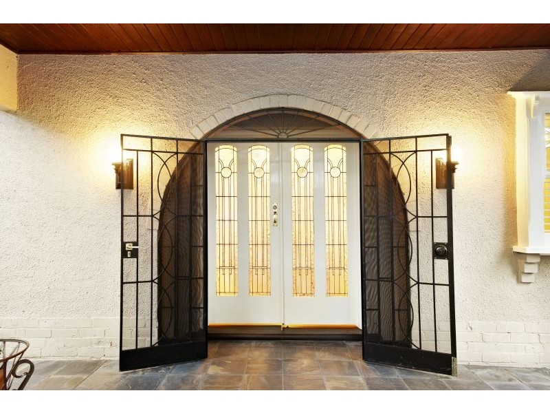 37 Mont Albert Road, Canterbury VIC 3126