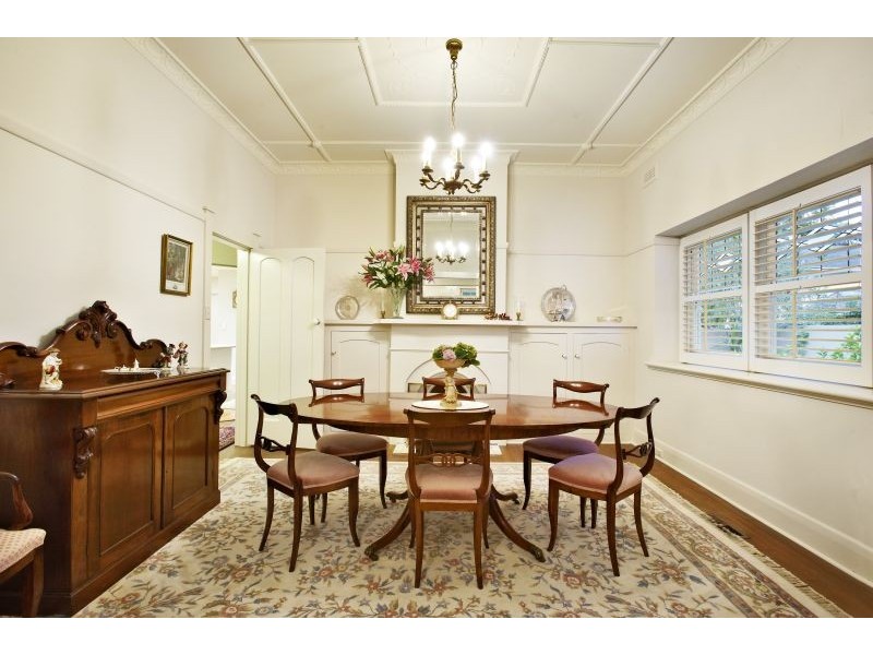 37 Mont Albert Road, Canterbury VIC 3126