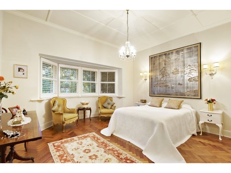 37 Mont Albert Road, Canterbury VIC 3126