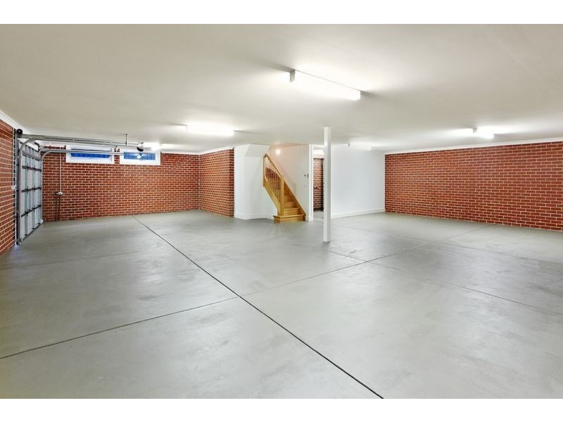 6 Eyre Street, Balwyn VIC 3103