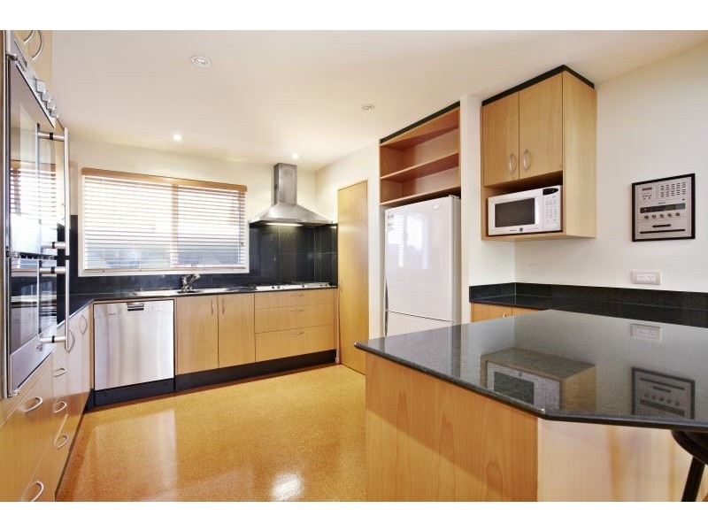 7 Alexandra Avenue, Canterbury VIC 3126