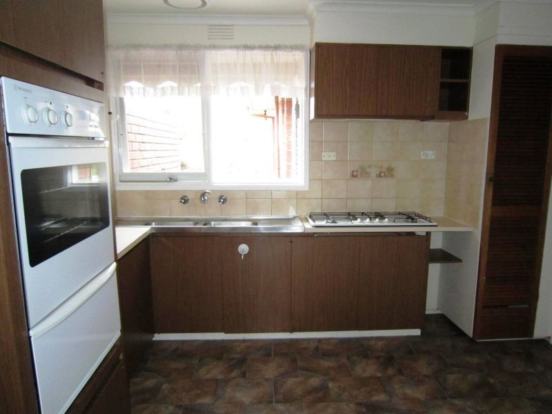 2/18 Thames Street, Box Hill North VIC 3129