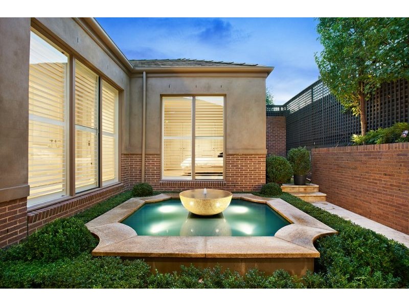 9A Hotham Street, Mont Albert VIC 3127