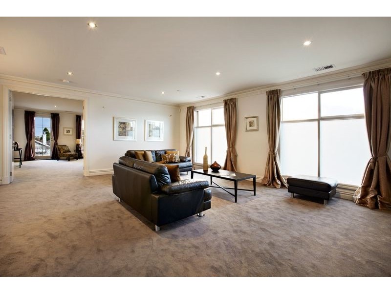 6 Power Street, Balwyn VIC 3103