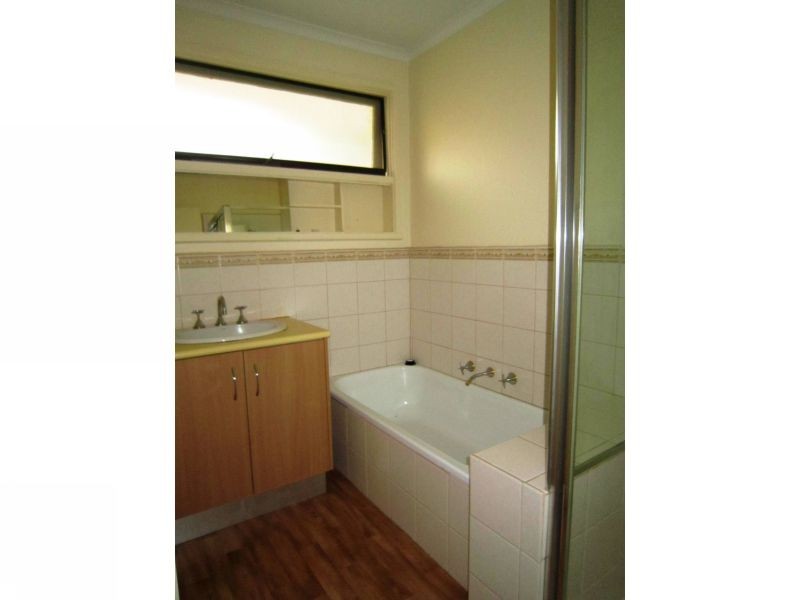 2/36 Florence Road, Surrey Hills VIC 3127