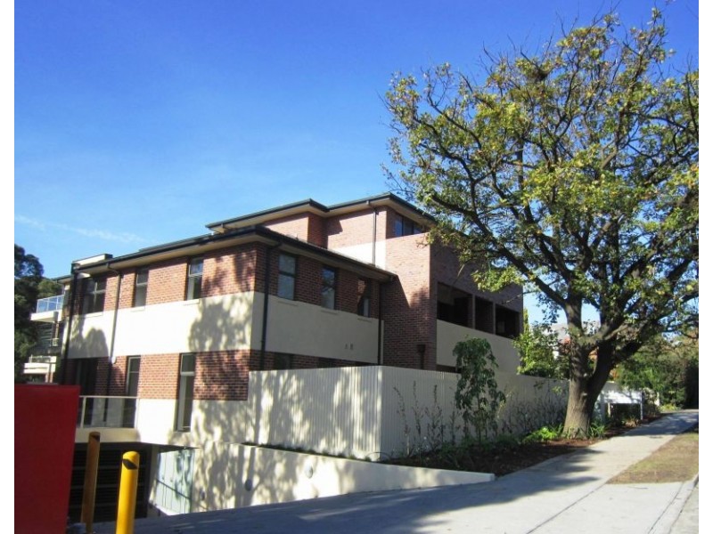 8/1072 Burke Road, Kew VIC 3101
