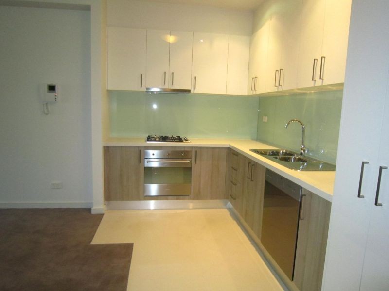 8/1072 Burke Road, Kew VIC 3101