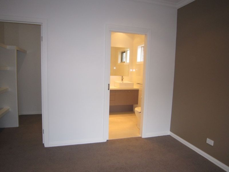 1/217 Belmore Road, Balwyn VIC 3103