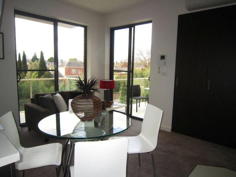 11/1072 Burke Road, Kew VIC 3101