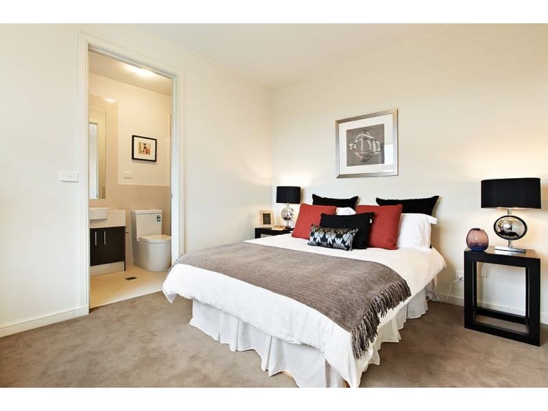 2:11/1072 Burke Road, Balwyn North VIC 3104