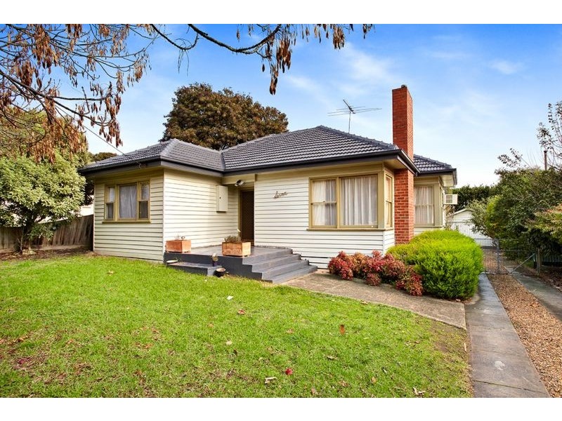 7 McColl Road, Mont Albert North VIC 3129