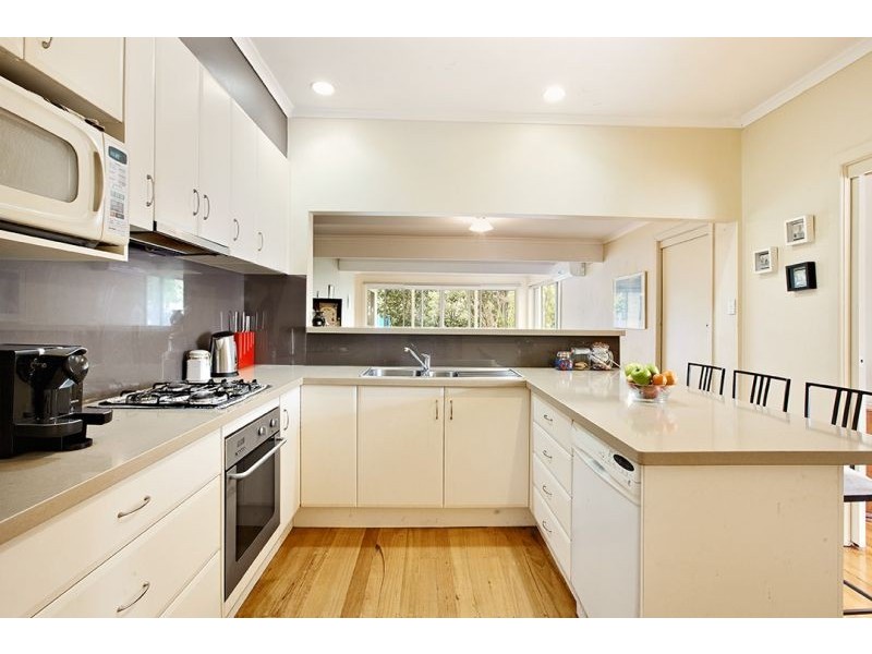 7 McColl Road, Mont Albert North VIC 3129