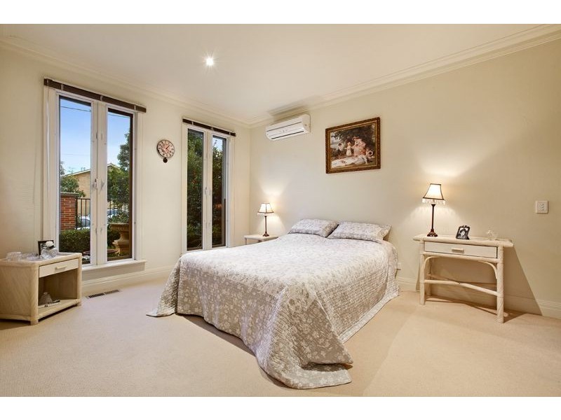 1/2 Kireep Road, Balwyn VIC 3103