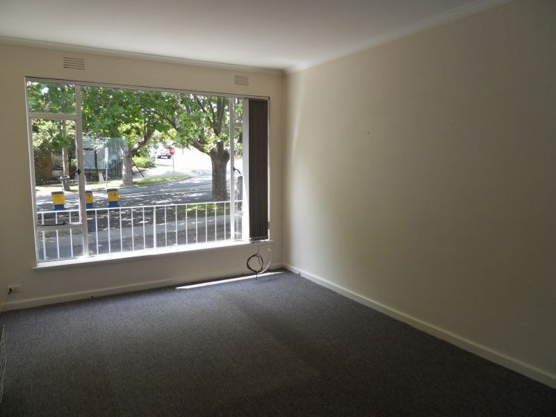 3/64 Studley Park Road, Kew VIC 3101