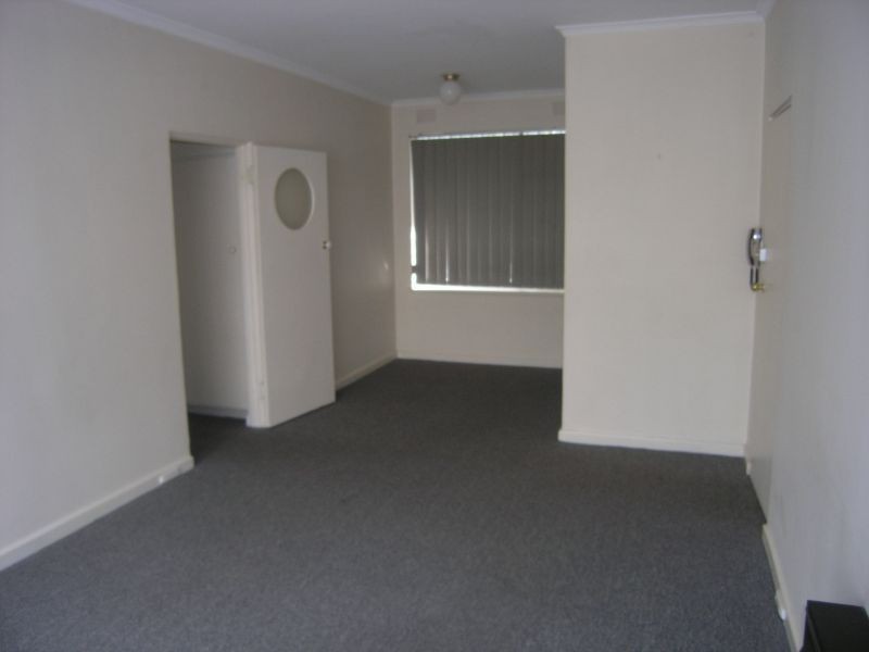 3/64 Studley Park Road, Kew VIC 3101