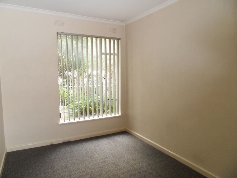 3/64 Studley Park Road, Kew VIC 3101