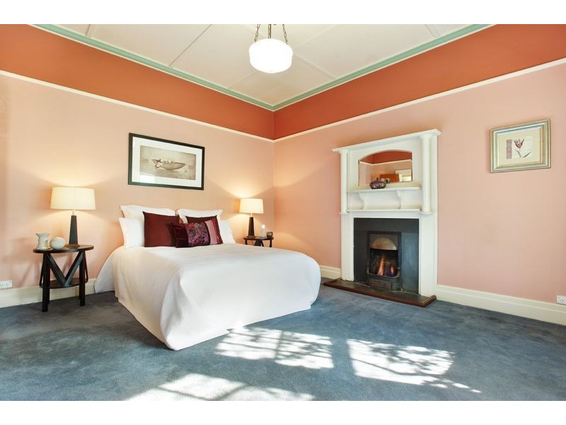 6 Chester Street, Glen Iris VIC 3146