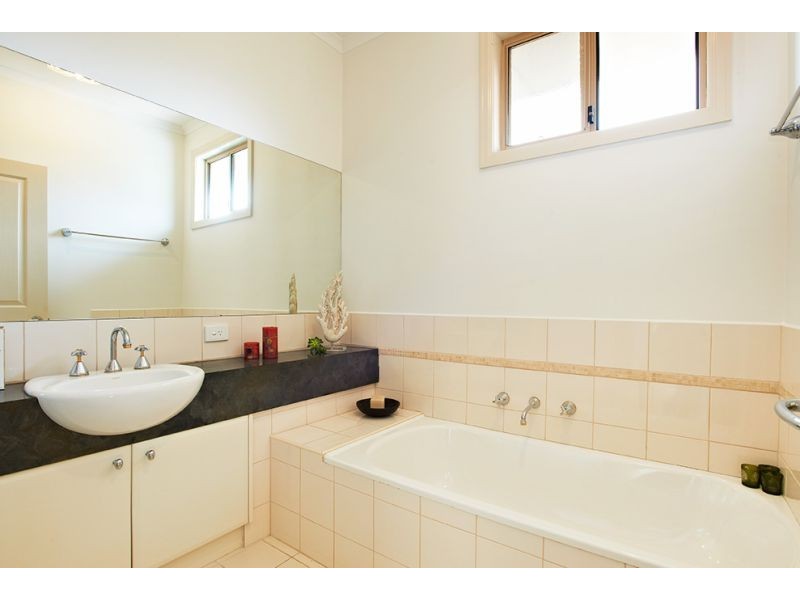 4/378 Belmore Road, Mont Albert North VIC 3129