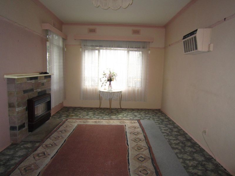 8 Kildare Street, Burwood VIC 3125