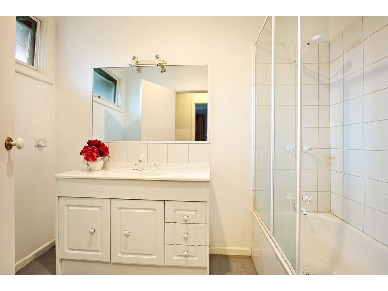 2/396 Belmore Road, Mont Albert North VIC 3129