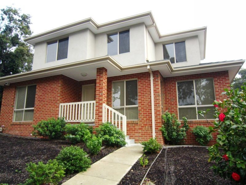 1/10 Keats Street, Burwood East VIC 3151